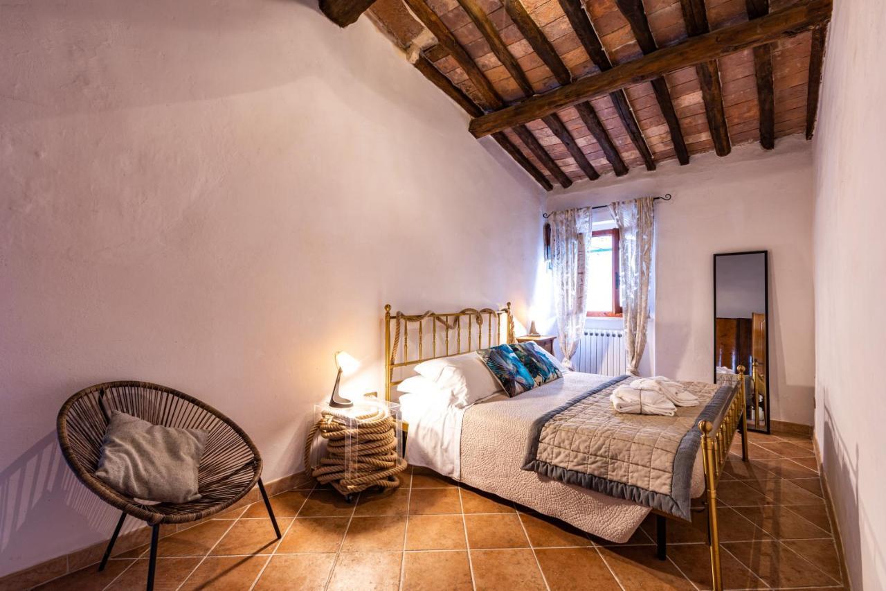 Agri Apartment La Terrazza La Ripadoro Chianni Luaran gambar