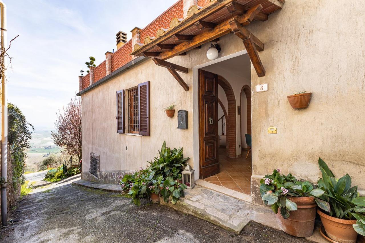 Agri Apartment La Terrazza La Ripadoro Chianni Luaran gambar