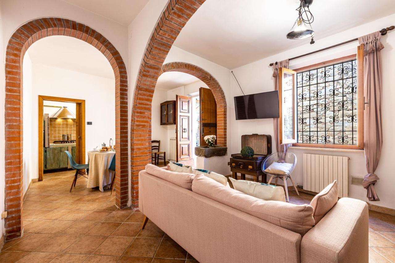 Agri Apartment La Terrazza La Ripadoro Chianni Luaran gambar